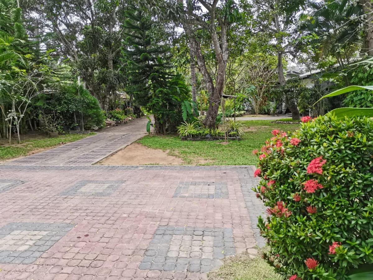 Seyara Holiday Resort Polonnaruva Kültér fotó