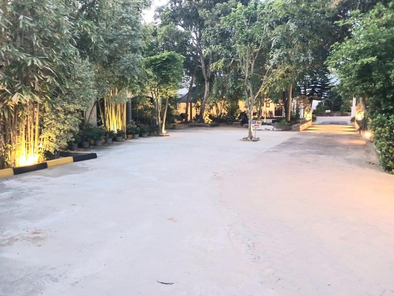Seyara Holiday Resort Polonnaruva Kültér fotó